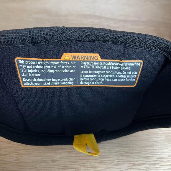 Xenith Loop for flag football, 7v7 & non-impact football size XL - Picture 3 of 10